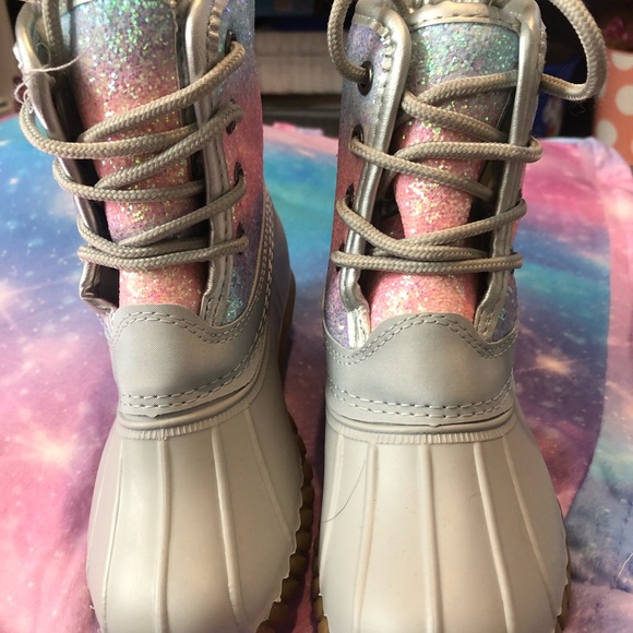 Fabkids boots! - Picture 2 of 5